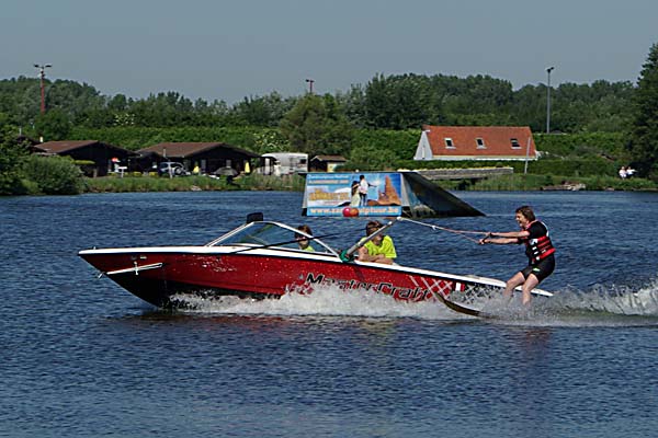 waterski