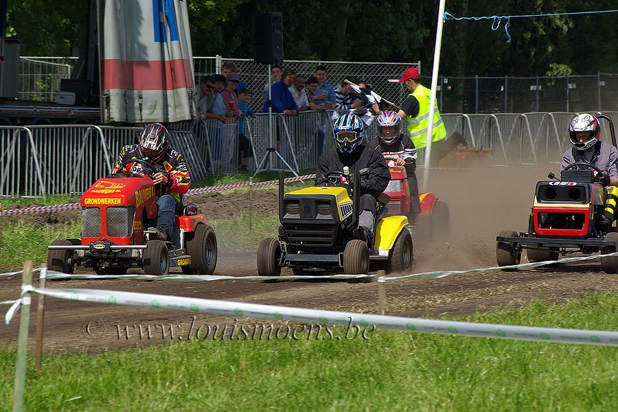 Grasmaaierrace Louis Moens